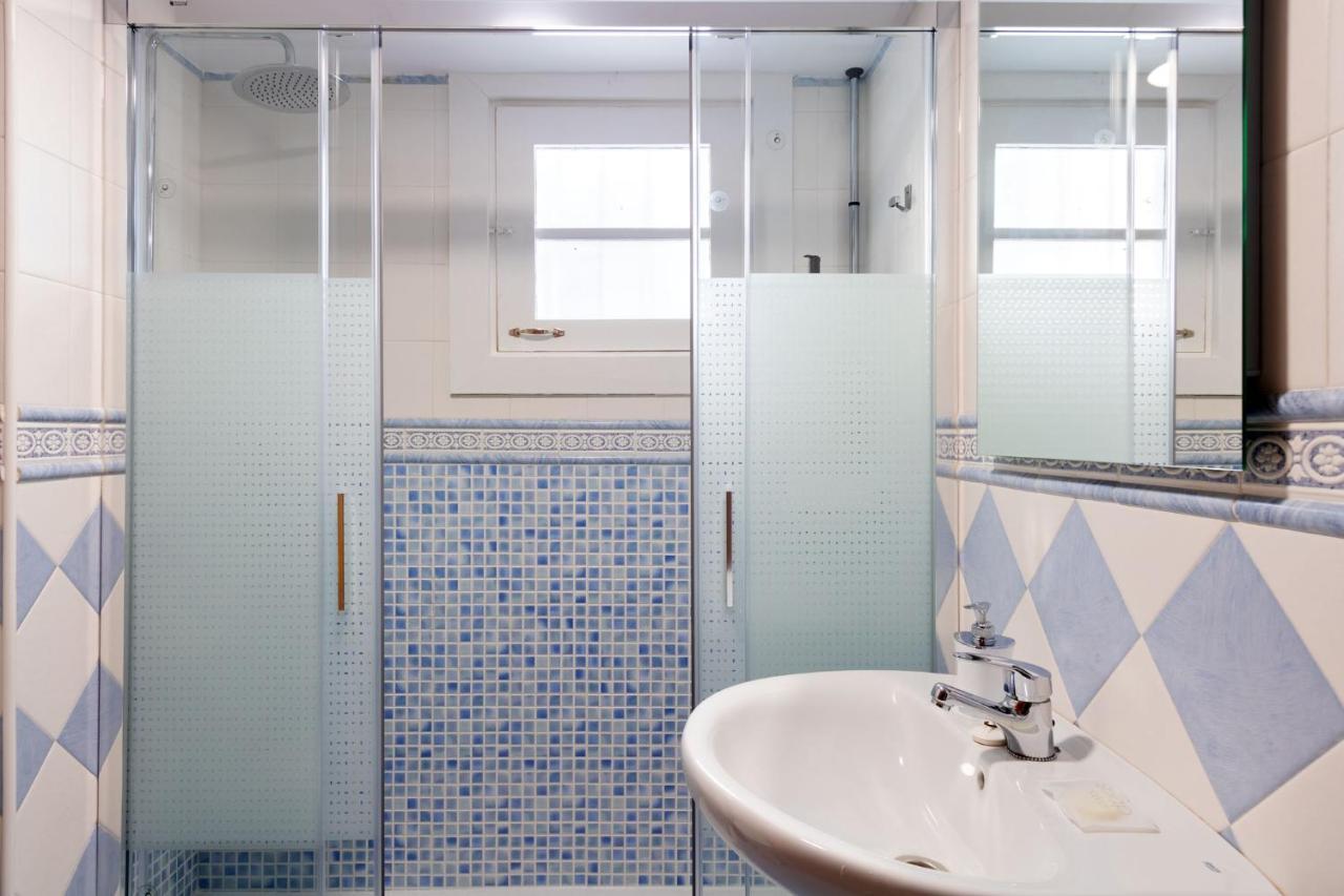 El Salvador City Center Suite By Valcambre Seville Ngoại thất bức ảnh